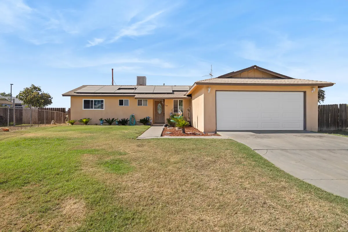 330 W Babcock, Visalia, CA 93291 - #1