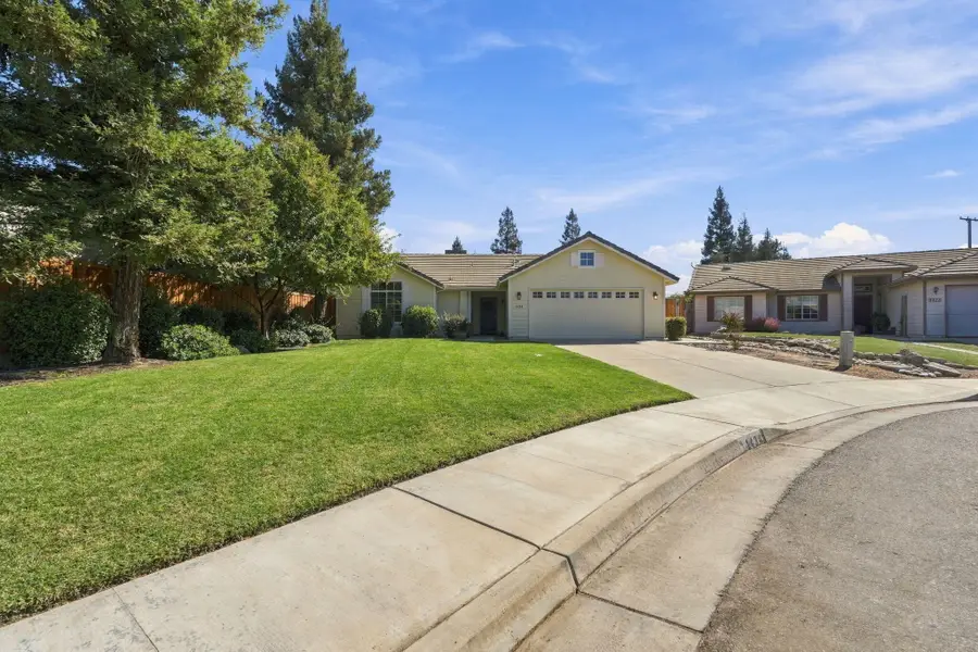 1434 N Verde Vista Court, Visalia, CA 93291 - #2