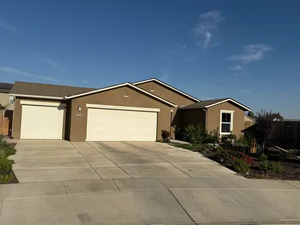 1155 Spyglass Street, Tulare, CA 93274