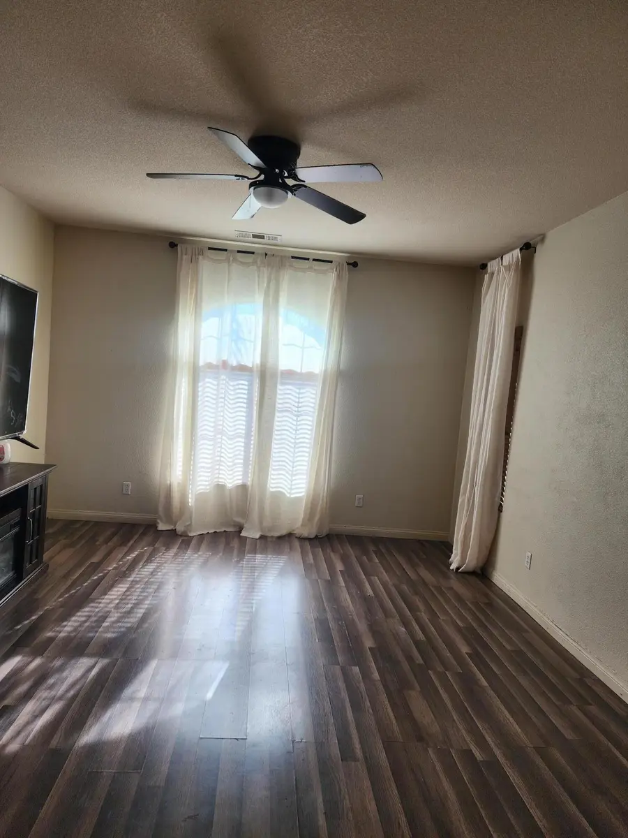493 Matthew Place, Lindsay, CA 93247 - #3