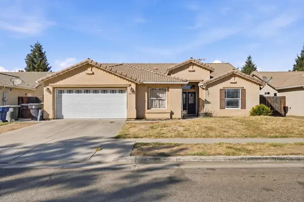1918 E Sandalwood Avenue, Tulare, CA 93274