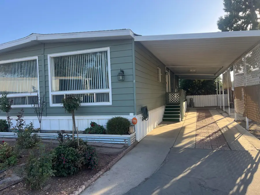 2400 W Midvalley Avenue #P2, Visalia, CA 93277 - #2