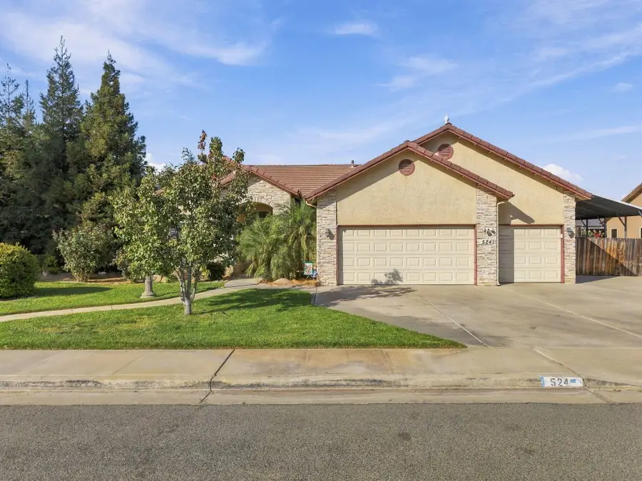 524 W Yates Avenue, Porterville, CA 93257 - #2