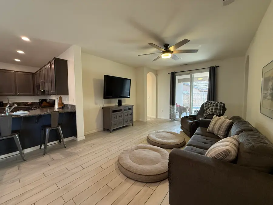 3265 Alexandria Street, Tulare, CA 93274 - #2