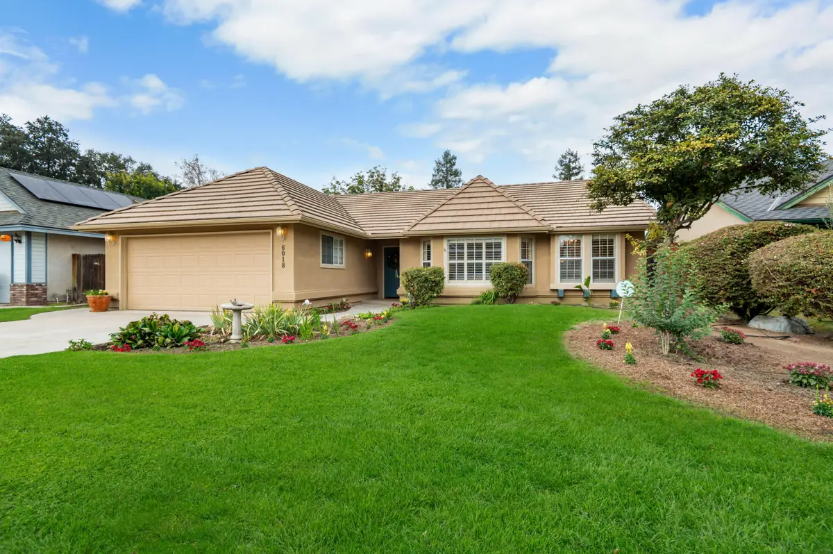 6018 W Oak Avenue, Visalia, CA 93291 - #1
