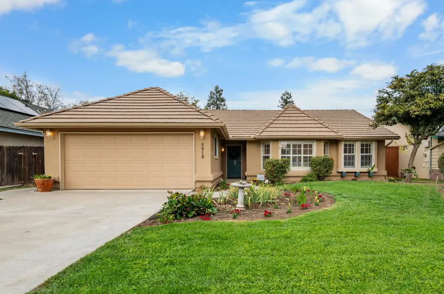 6018 W Oak Avenue, Visalia, CA 93291 - #2
