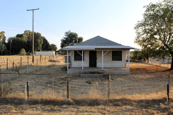 475 Hemlock Avenue, Porterville, CA 93257