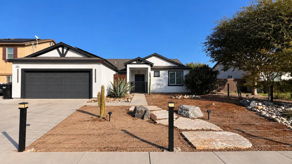 976 Heather Avenue, Dinuba, CA 93618 - #1