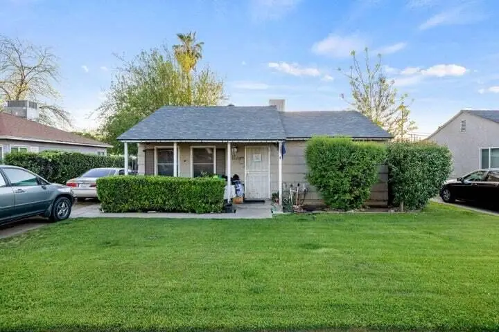 1549 N Delno Avenue, Fresno, CA 93728 - #1