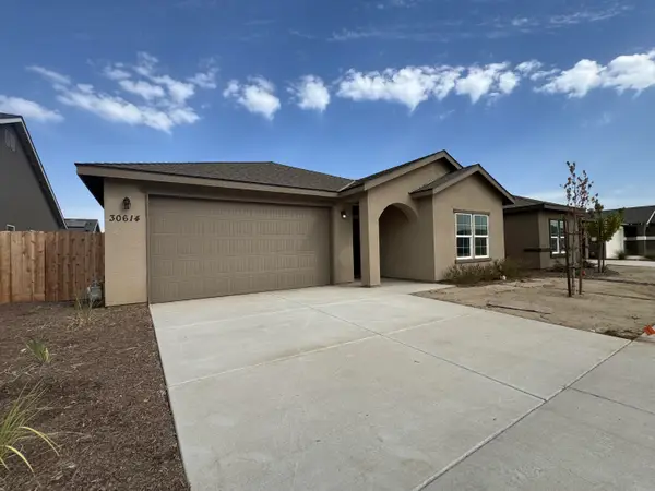30614 Delancy Road, Visalia, CA 93291