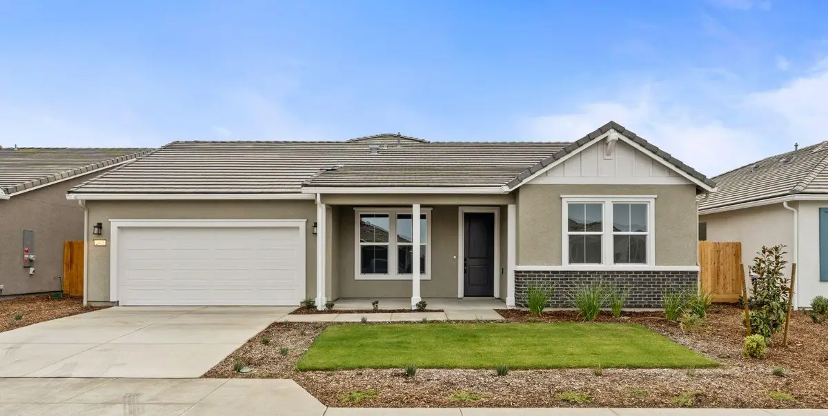2975 Muirfield Avenue, Tulare, CA 93274 - #1