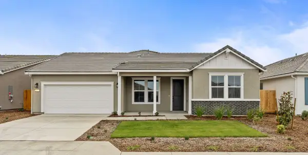 2975 Muirfield Avenue, Tulare, CA 93274