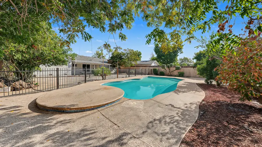 2227 S Terrace Street, Visalia, CA 93277 - #3