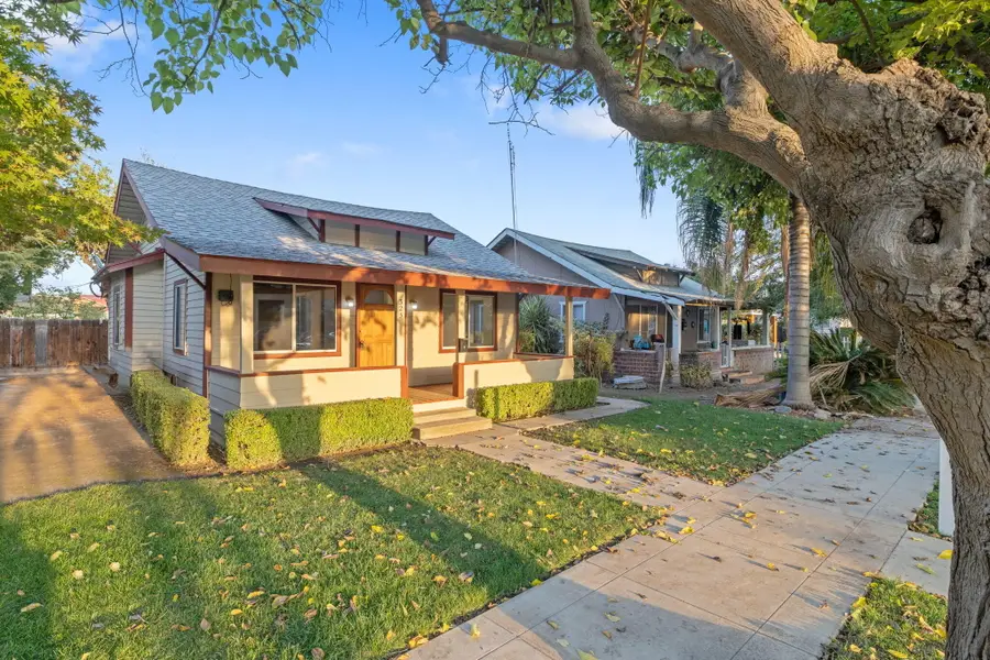 325 S C Street, Exeter, CA 93221 - #2