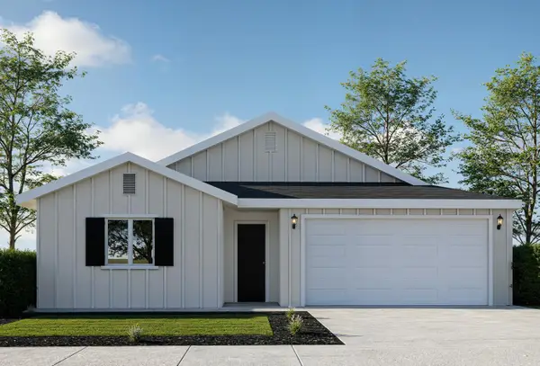 7111 Oriole Avenue, Visalia, CA 93291
