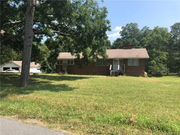 1015 Rockland Circle Sw, Concord, NC 28027