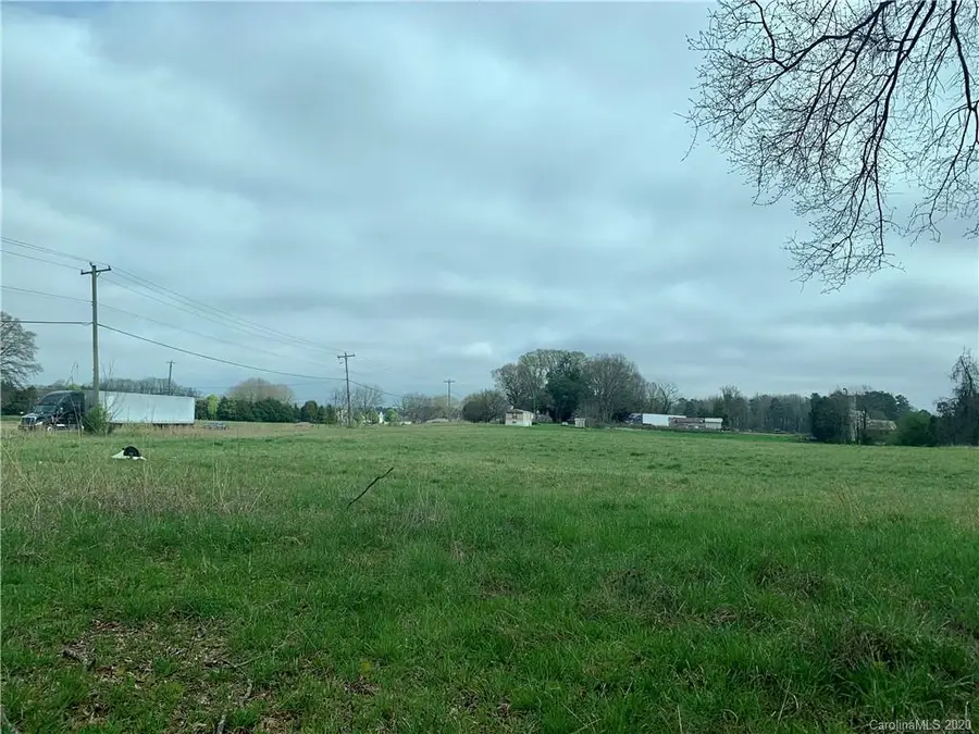 7221 Beatties Ford Road, Charlotte, NC 28216 - Image #3