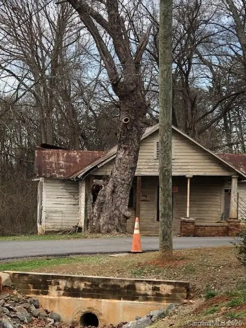 1012 Burkemont Avenue, Morganton, NC 28655