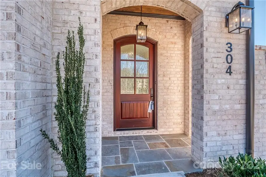 301 Audrey Place #8, Charlotte, NC 28226 - Image #3