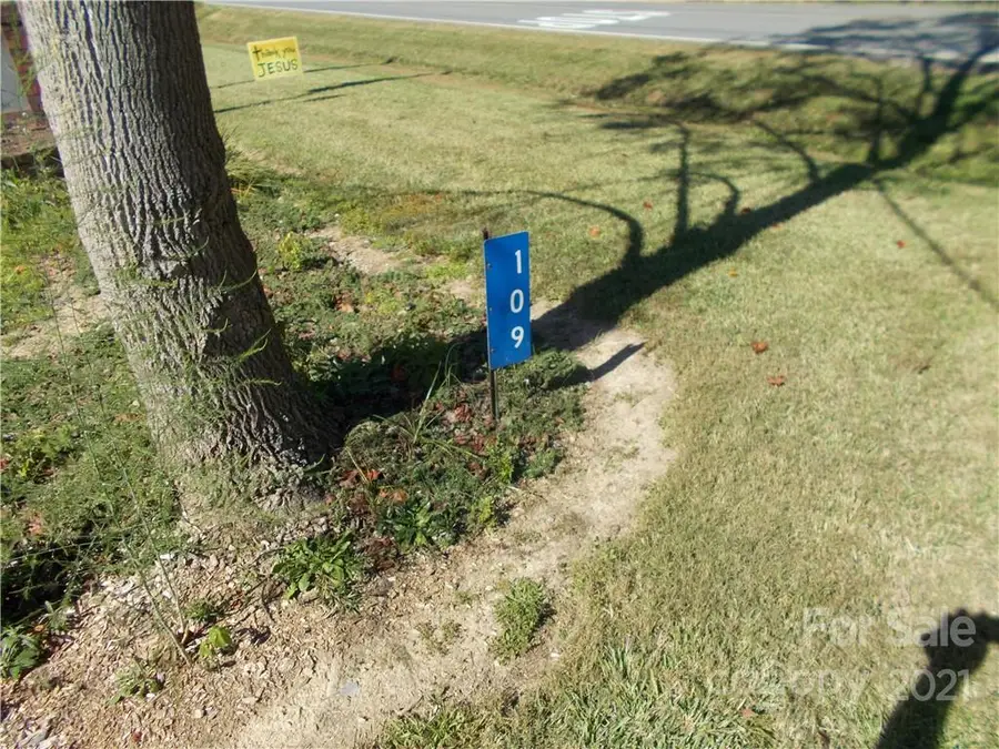109 Brief Road W, Fairview, NC 28079 - Image #3