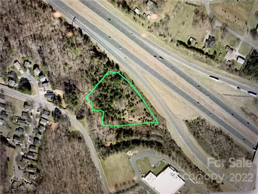 8112 Cambridge Commons Drive, Charlotte, NC 28215 - Image #2