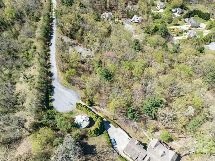 88 Courseview Drive #239, Weaverville, NC 28787 - Image #3