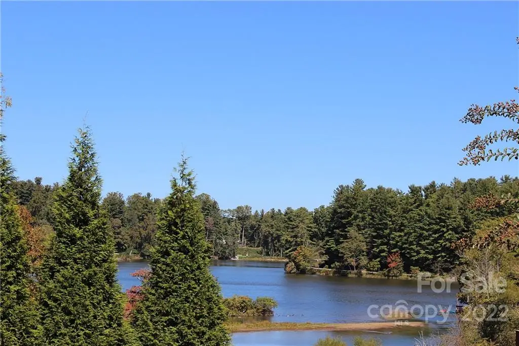 90 Oscelake Way, Hendersonville, NC 28739 - Image #1