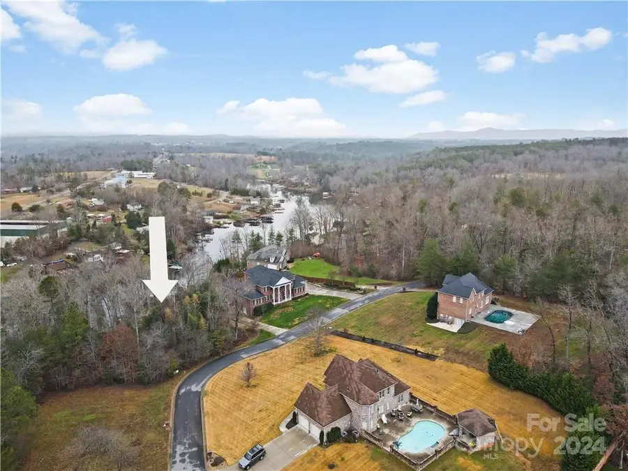 100 Old Ferry Lane, Hickory, NC 28601 - Image #3