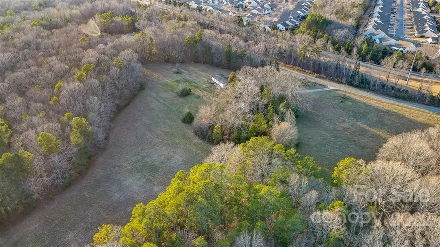 9504 Van Wyck Road, Lancaster, SC 29720 - #3