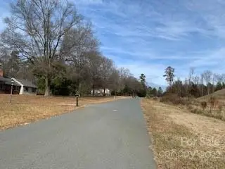 2835 Alexander Road, Charlotte, NC 28262 - Image #3