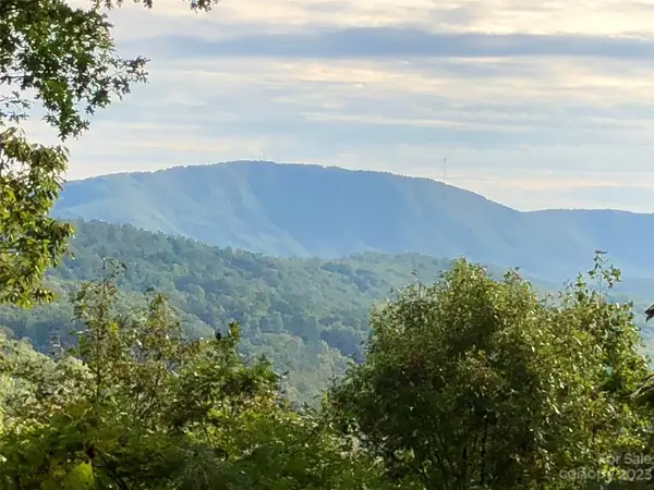 216 Bent Pine Trace #174, Hendersonville, NC 28739