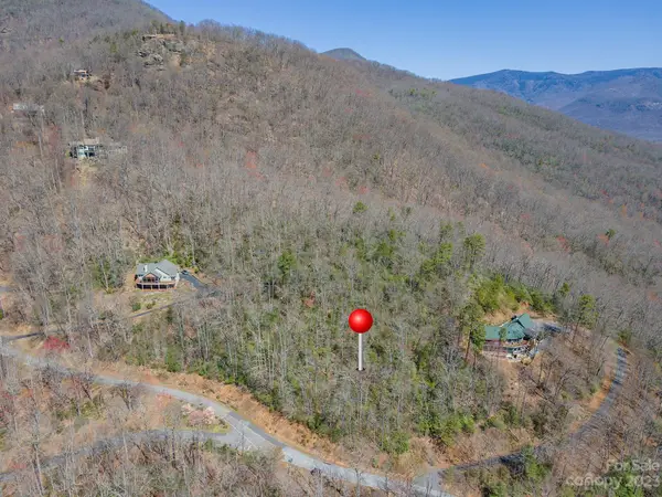 103 Sugar Maple Drive #902, Black Mountain, NC 28711