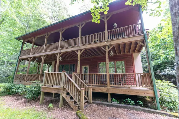 120 Brookwood Lane, Burnsville, NC 28714