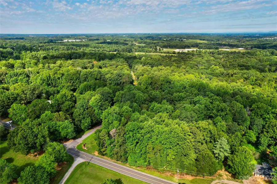 000 Bell Farm Road #6, Statesville, NC 28625 - Image #3