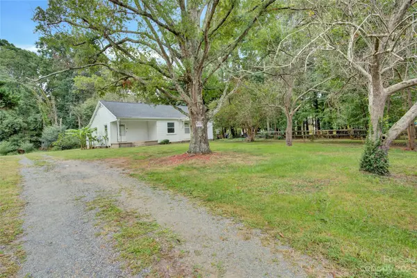 11910 Rocky River Church Road, Charlotte, NC 28215