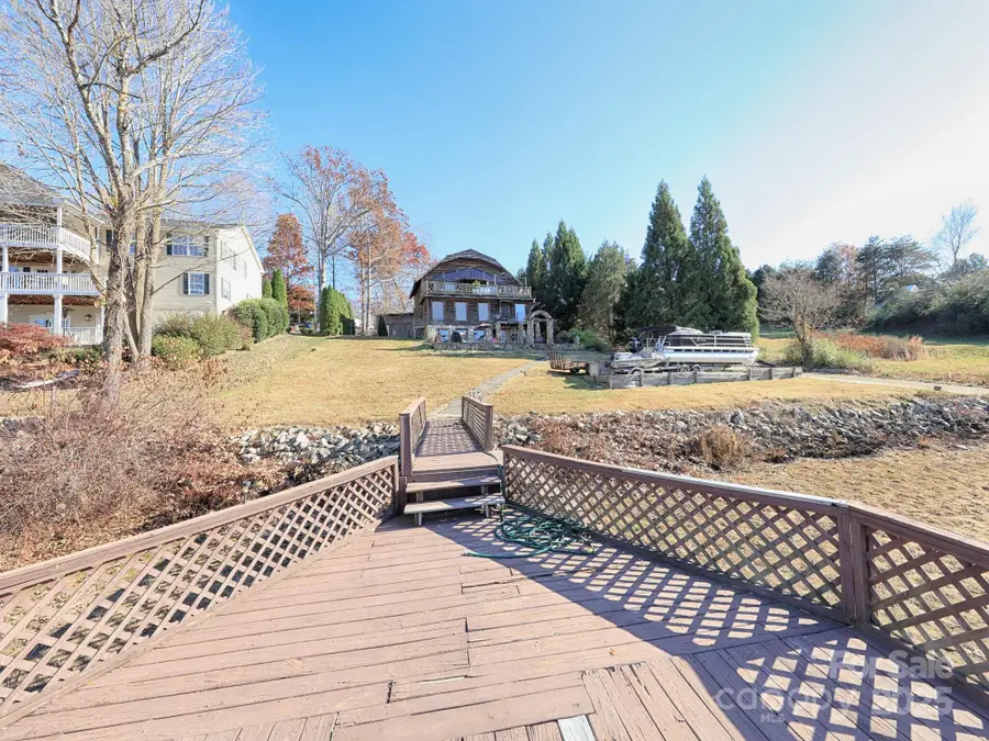 6860 Shade Tree Lane, Sherrills Ford, NC 28673 - Image #3