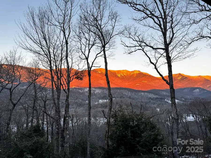 000 Mt. Mitchell Drive, Burnsville, NC 28714 - Image #2