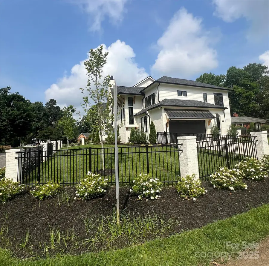 4142 Pineview Road, Charlotte, NC 28211 - Image #2