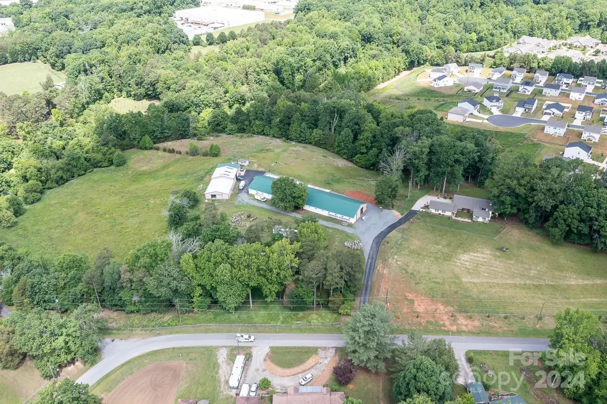 400 Everidge Road, Winston Salem, NC 27103 - Image #1