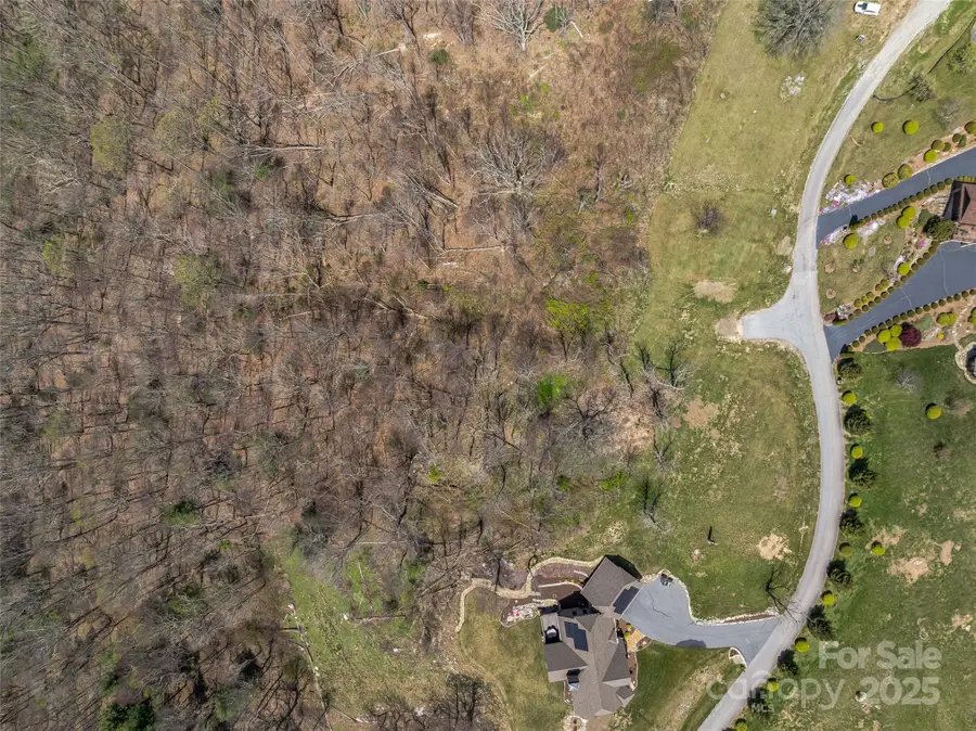 487 Grand Highlands Drive, Hendersonville, NC 28792 - Image #2