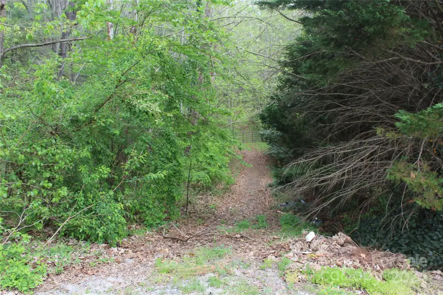 350 Sycamore Avenue Nw #6 & 2, Valdese, NC 28690 - Image #2