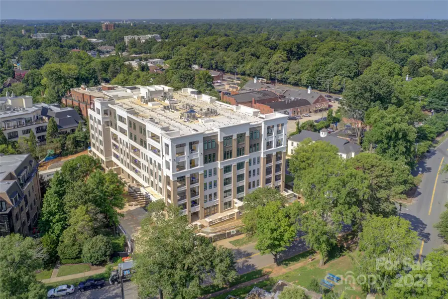 130 Cherokee Road #102, Charlotte, NC 28207 - Image #2