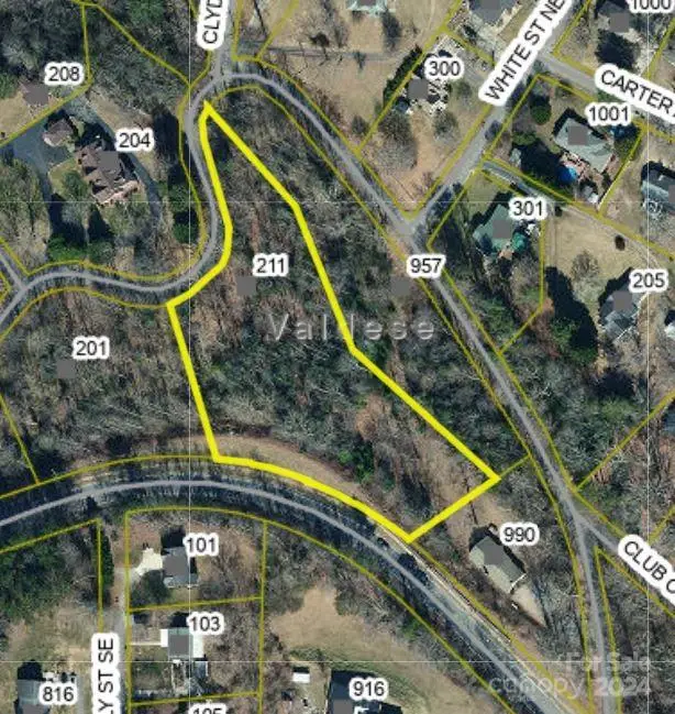 211 Martinat Drive Ne #3, Valdese, NC 28690 - Image #1