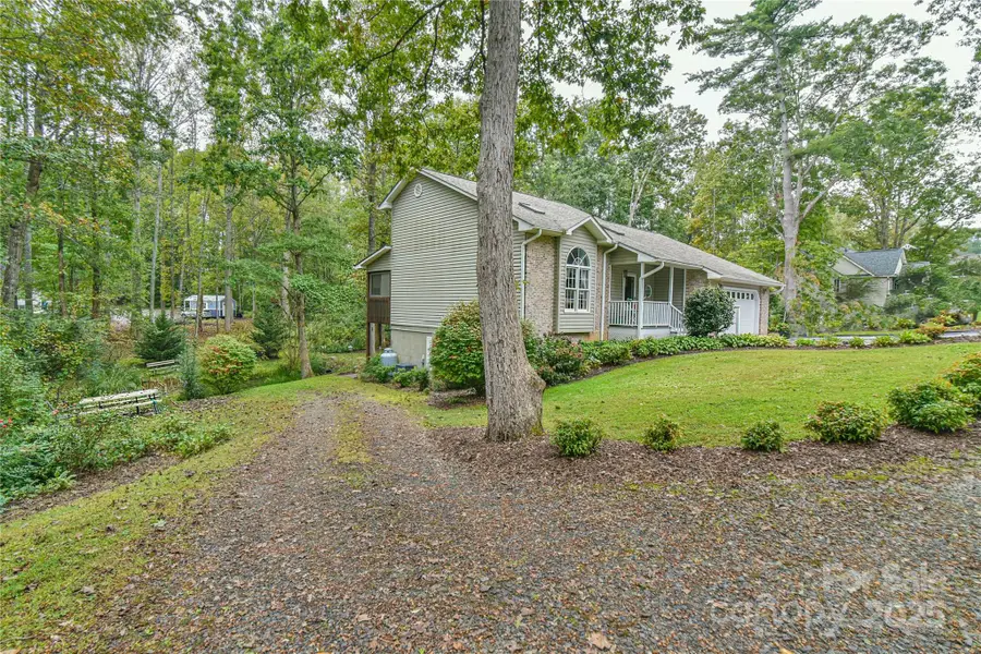 145 Fox Glen Drive, Arden, NC 28704 - Image #2