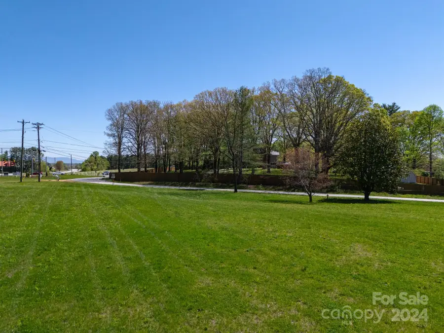 320 Turnpike Road, Mills River, NC 28759 - Image #2