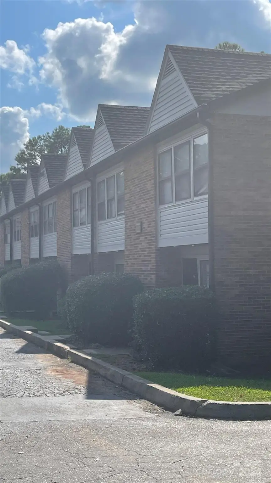 2439 Eastway Drive, Charlotte, NC 28205 - Image #3