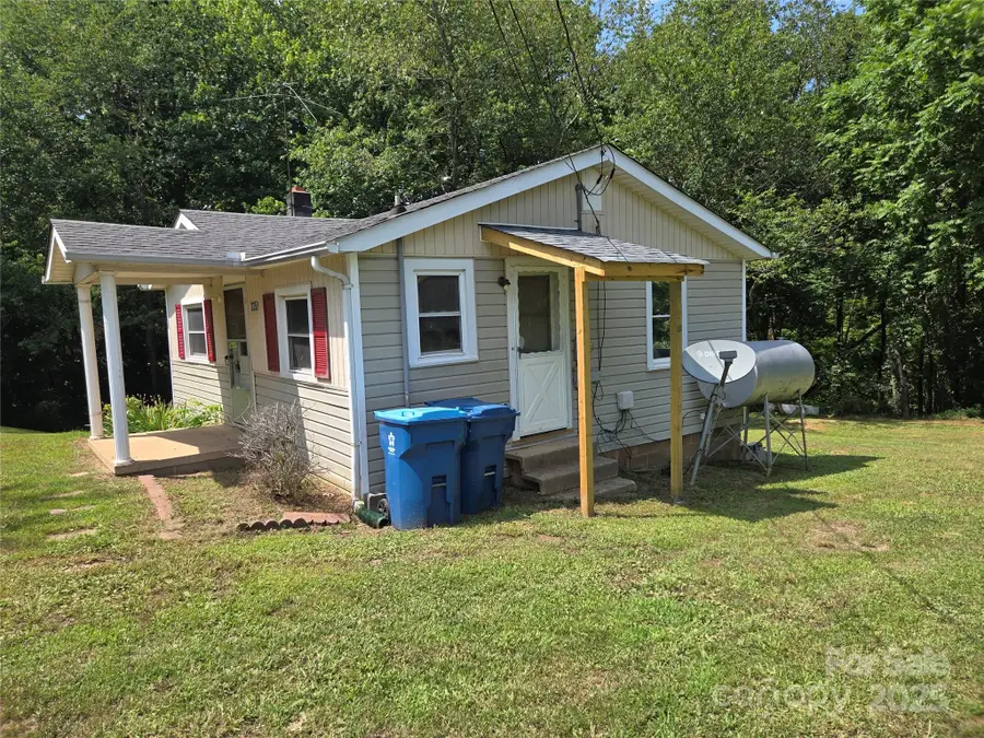 335 Rosenwald School Street, Catawba, NC 28609 - Image #2