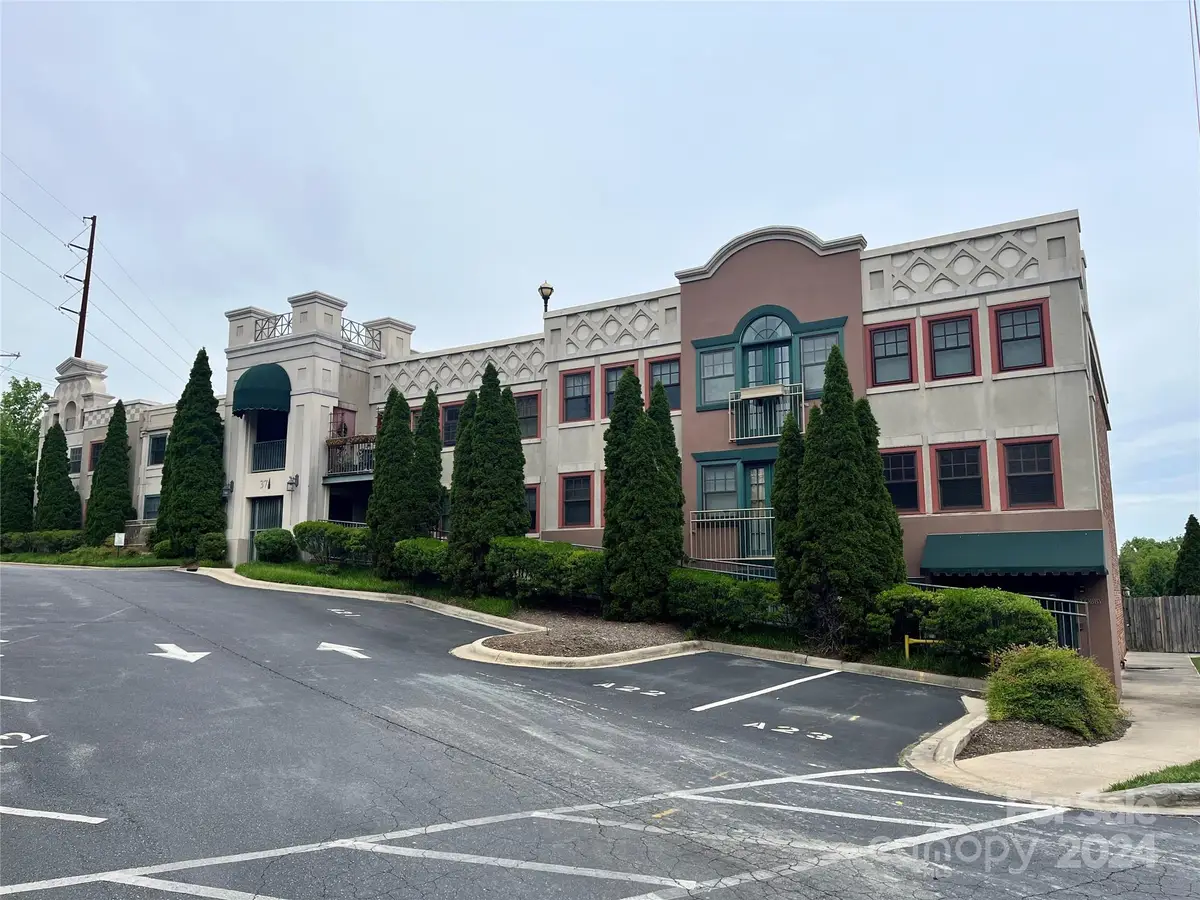 37 Hiawassee Street #E103, Asheville, NC 28801 - Image #1