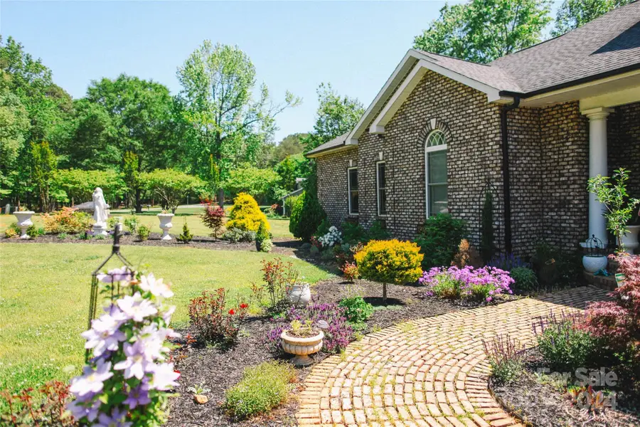 4642 King Crowder Drive, Gastonia, NC 28052 - Image #3