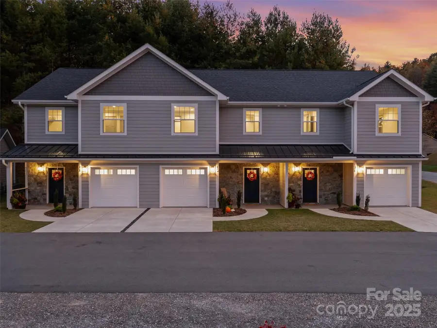 100 Red Twig Lane #Unit 103, Burnsville, NC 28714 - Image #2